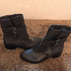 Style & Co. Gray ankle boots- brand new w/out tags
